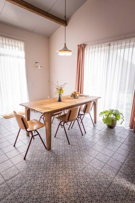 De Kaasmakerij - Ruim Vakantiehuisje Op Huize Blokland Hem Exterior foto